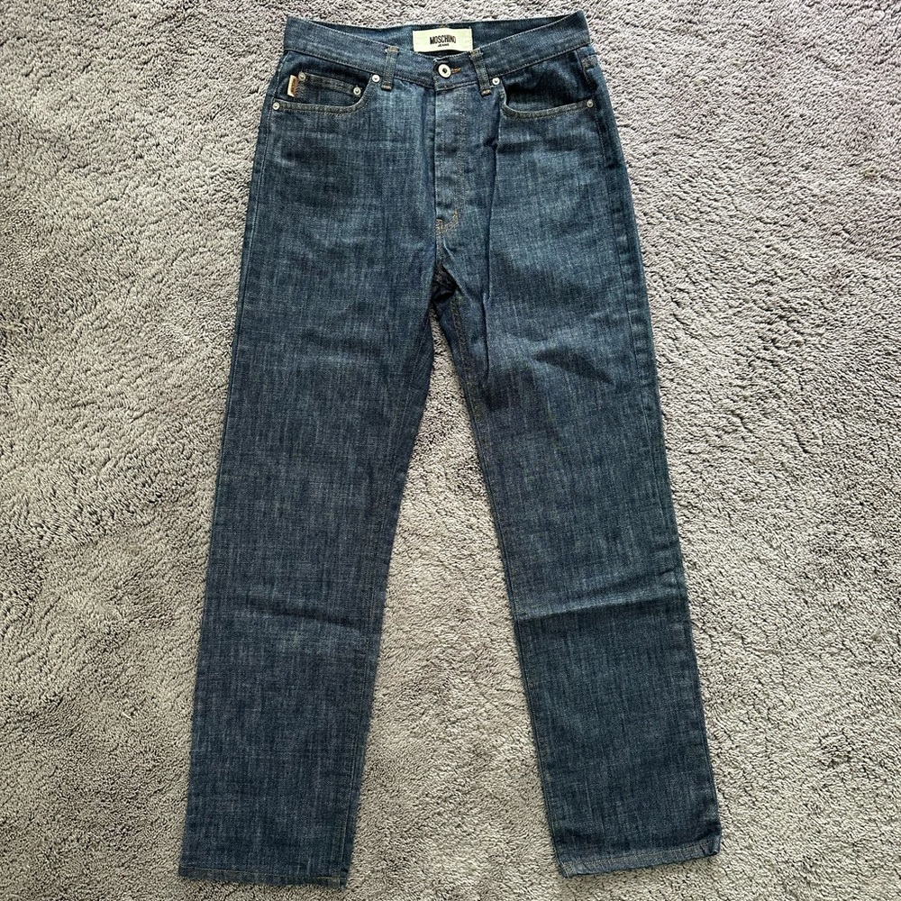 32x32 Moschino jeans